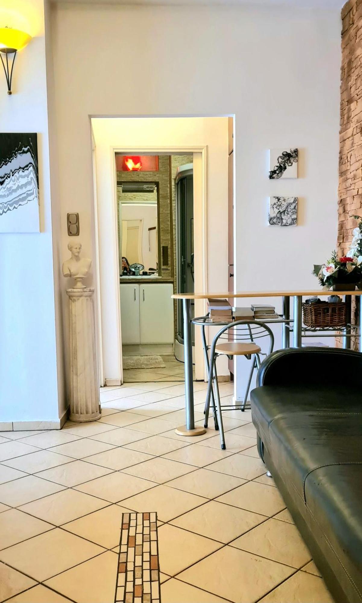 Buda Life Apartment Budapest Exterior photo